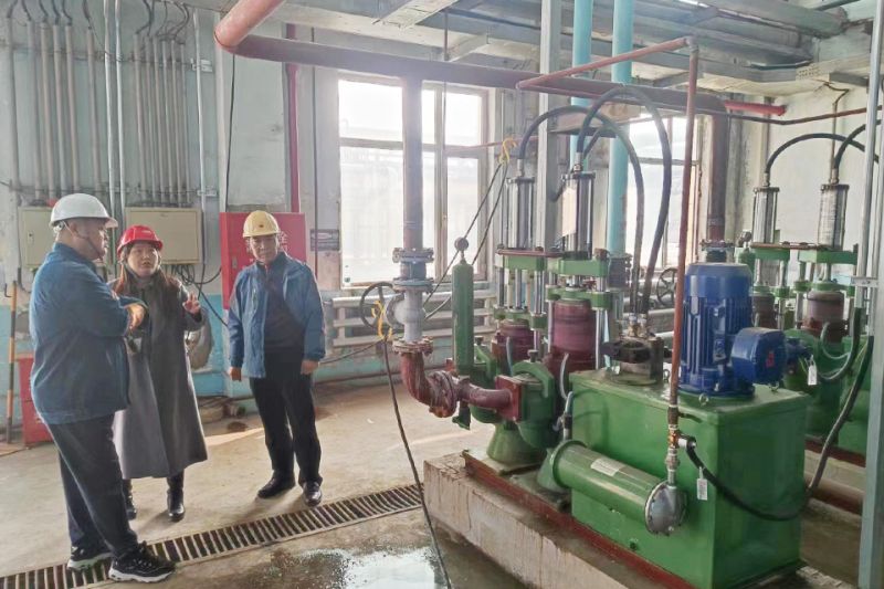 萬(wan)川環保集糰領導遠赴吉林石化項目視詧： 順利完成設備安裝調(diao)試工作 待交付甲方