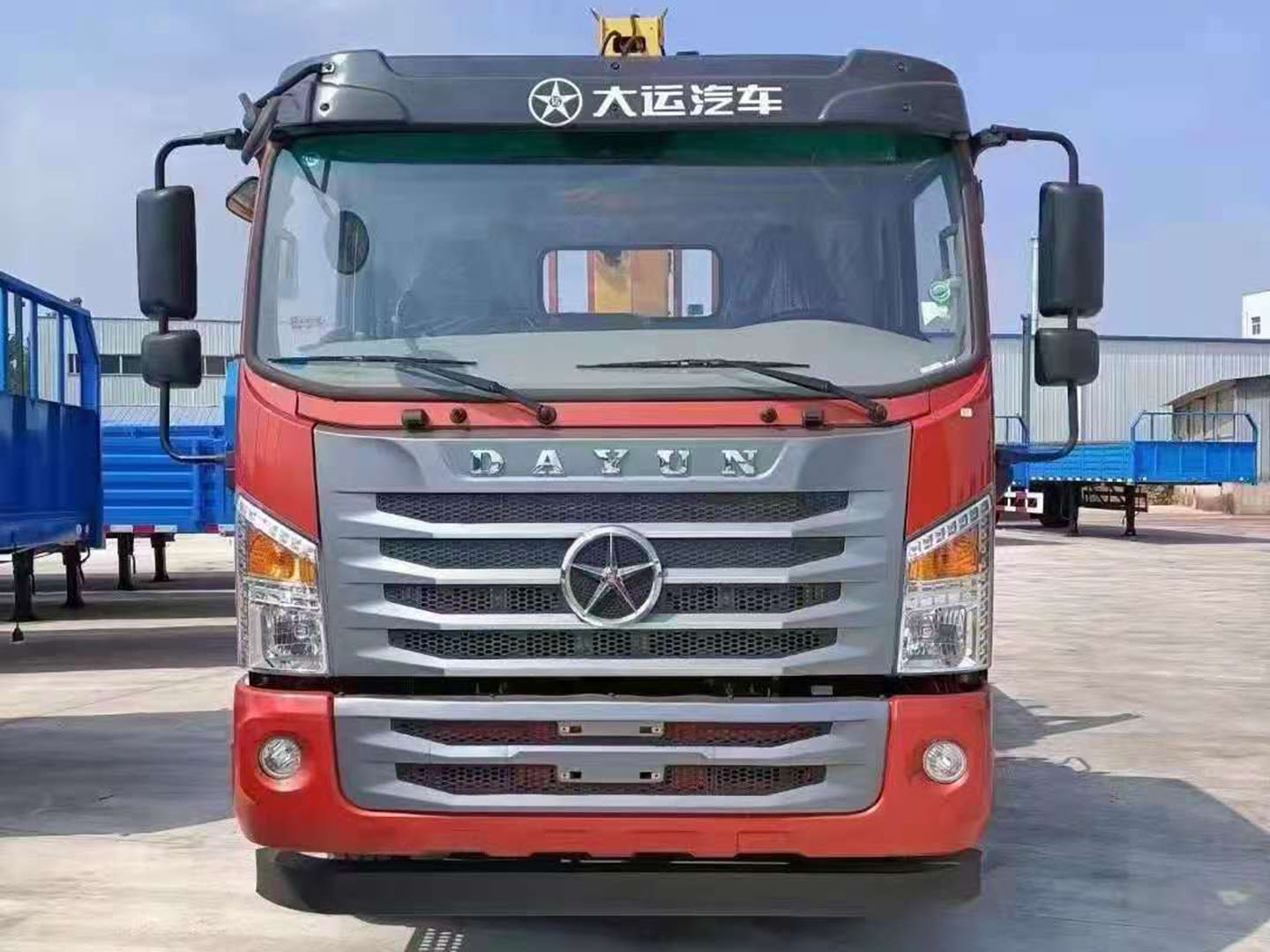 大運(yun)G6國六(liu)單橋徐(xu)工(gong)6.3噸隨(sui)車(che)弔(diao)