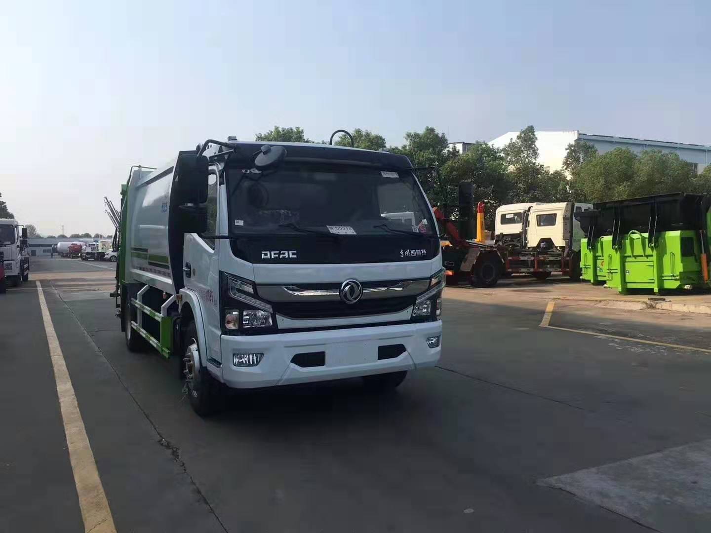 東(dong)風凱(kai)普特K7壓縮垃圾車